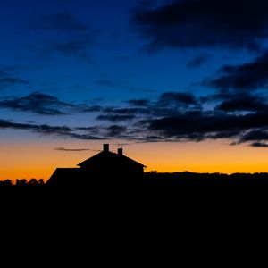 Preview wallpaper house, silhouette, dark, night, clouds
