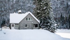 Preview wallpaper house, snow, winter, forest, nature