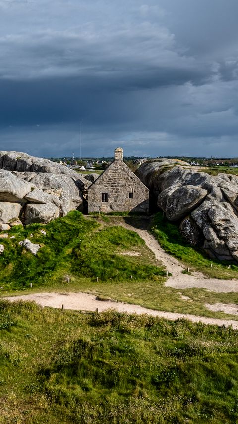 480x854 Wallpaper house, stones, path, grass, sky