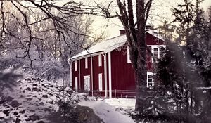 Preview wallpaper house, trees, snow, winter