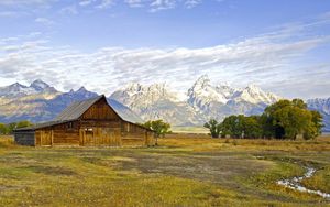 Preview wallpaper house, wooden, wyoming, field