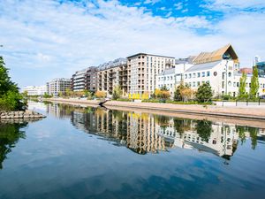 Preview wallpaper houses, buildings, channel, reflection, sky