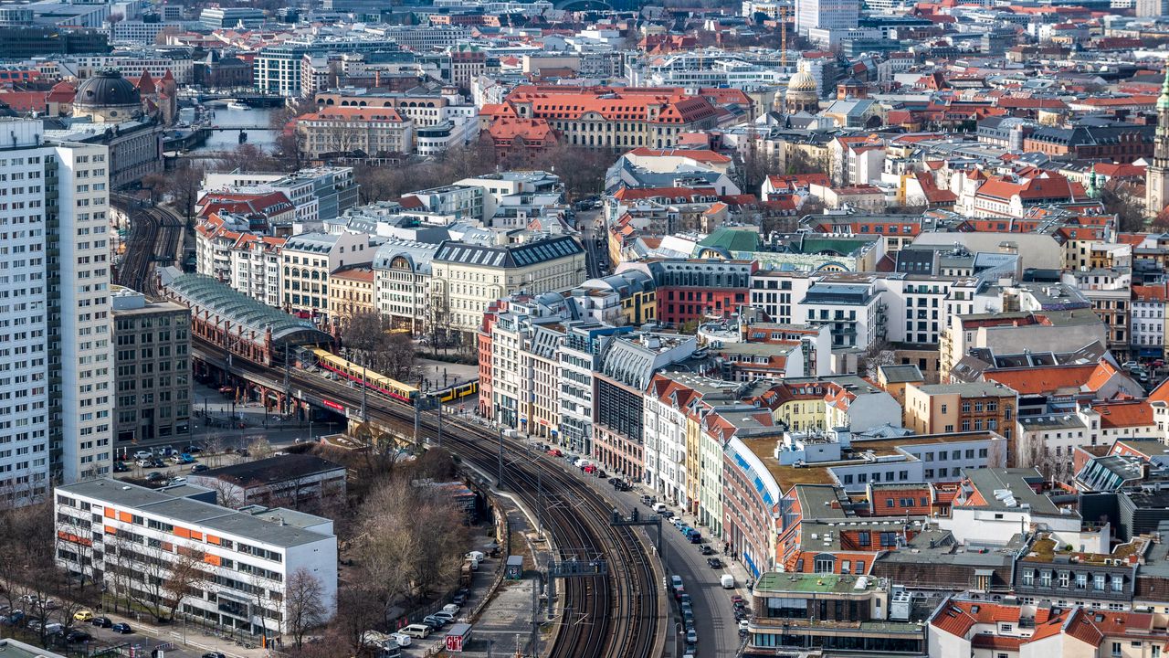 Wallpaper houses, buildings, railway, city