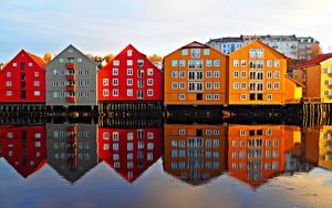 Preview wallpaper houses, facade, water, reflection, architecture, candinavia, scandinavia