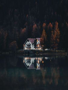 Preview wallpaper houses, forest, trees, lake, reflections, landscape