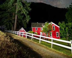 Preview wallpaper houses, path, fence, forest, stars, night
