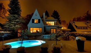 Preview wallpaper houses, pools, night, snow