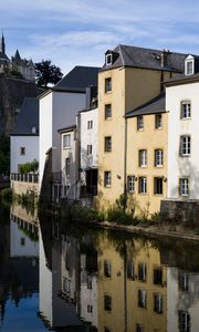 Preview wallpaper houses, river, reflection