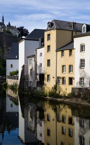 Preview wallpaper houses, river, reflection