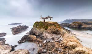 Preview wallpaper houses, rocks, cliff, ocean, water, nature