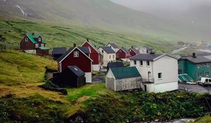 Preview wallpaper houses, valley, fog, mountains