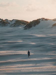 Preview wallpaper human, alone, hills, snow, winter