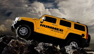 Preview wallpaper hummer, h3, auto, yellow, left side