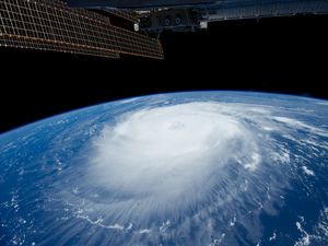 Preview wallpaper hurricane, iss, earth, clouds, element
