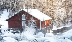 Preview wallpaper hut, forest, trees, snow, snowy