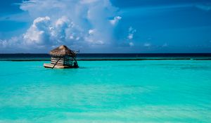 Preview wallpaper hut, ocean, horizon, clouds, maldives