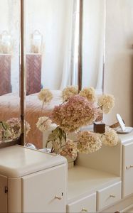 Preview wallpaper hydrangea, flowers, bouquet, mirror, light