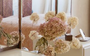 Preview wallpaper hydrangea, flowers, bouquet, mirror, light