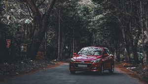 Preview wallpaper hyundai i20, hyundai, forest, road