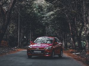 Preview wallpaper hyundai i20, hyundai, forest, road