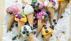 Preview wallpaper ice cream, cake, dessert, berries