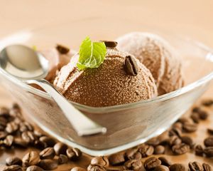 Preview wallpaper ice cream, coffee beans, spoon, bowl
