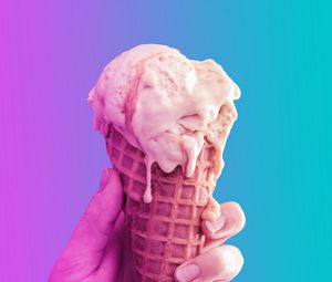 Preview wallpaper ice cream, cone, hand, dessert