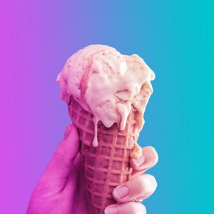 Preview wallpaper ice cream, cone, hand, dessert