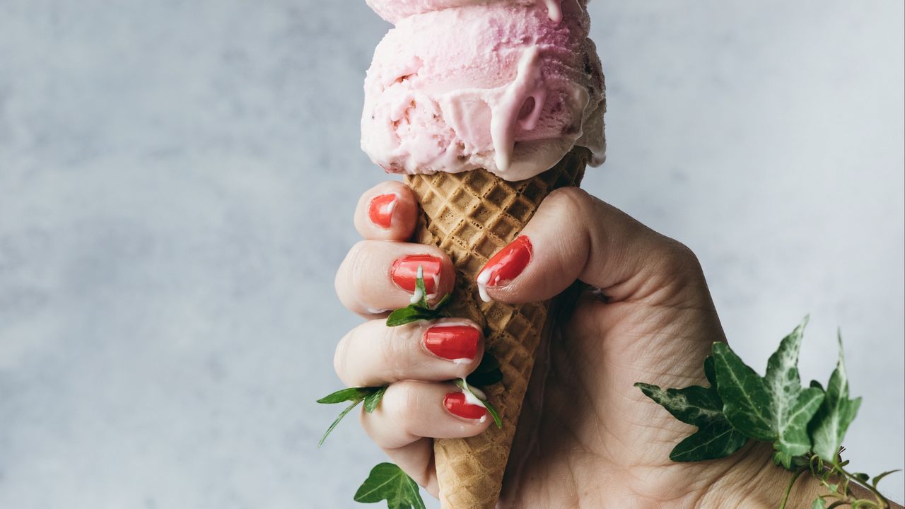 Wallpaper ice cream, dessert, hand, plant