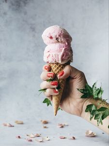 Preview wallpaper ice cream, dessert, hand, plant