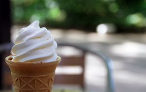 Preview wallpaper ice cream, dessert, summer, blur