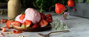 Preview wallpaper ice cream, strawberries, berries, dessert, plate