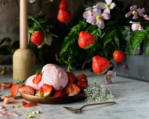 Preview wallpaper ice cream, strawberries, berries, dessert, plate