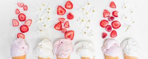 Preview wallpaper ice cream, waffle, strawberries, dessert