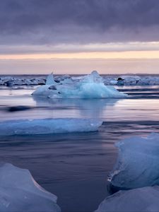 Preview wallpaper ice floe, ice, water, horizon