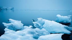 Preview wallpaper ice, floes, frozen, horizon