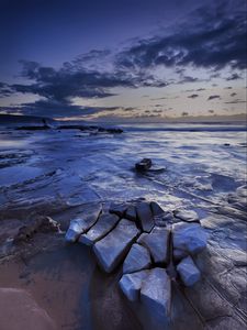 Preview wallpaper ice, ice floes, stones, horizon, sky