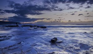 Preview wallpaper ice, ice floes, stones, horizon, sky