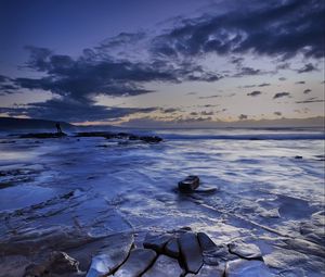 Preview wallpaper ice, ice floes, stones, horizon, sky