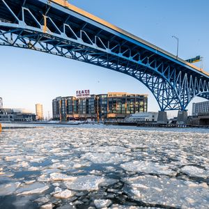 Preview wallpaper ice, water, cranny, bridge, building, winter