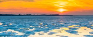 Preview wallpaper ice, water, sunset, winter, horizon, nature