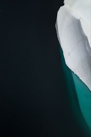 320x480 Wallpaper iceberg, aerial view, ice, water, minimalism