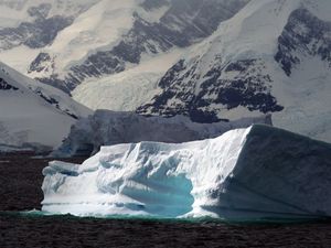 Preview wallpaper iceberg, antarctica, cold, ice, block