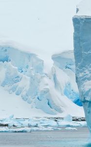 Preview wallpaper iceberg, ice, snow, white, winter