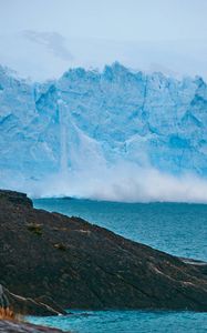 Preview wallpaper iceberg, rocks, sea, shore