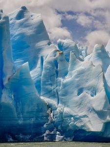 Preview wallpaper iceberg, shore, ice floes