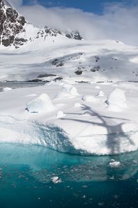 Preview wallpaper iceberg, water, ice, snow