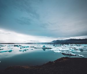 Preview wallpaper icebergs, ice, snow, lake