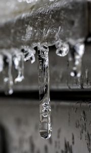 Preview wallpaper icicles, ice, blur