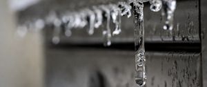 Preview wallpaper icicles, ice, blur